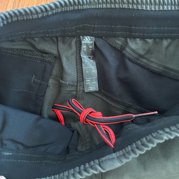 Adidas joggers, fashionable/ sporty wear - Picture 3 of 4